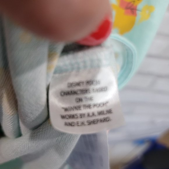 Disney Store Womens XL/XXL Winnie Pooh Nightshirt Gown Blue Rainbow Sun Clouds - Picture 6 of 8